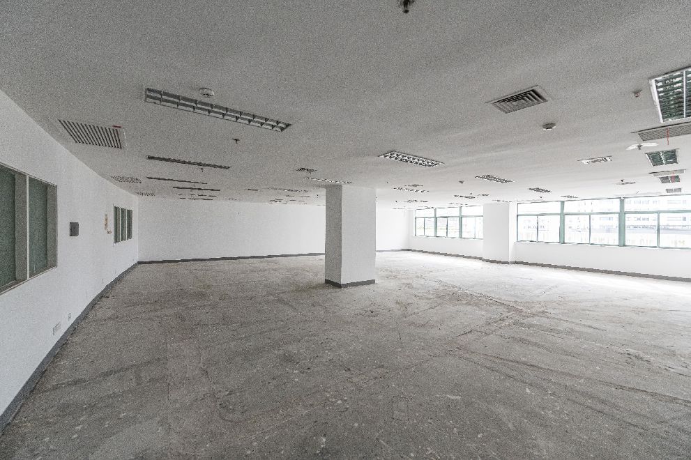 漕河泾科技产业化大楼280平米办公室出租_4.16元/m²/天