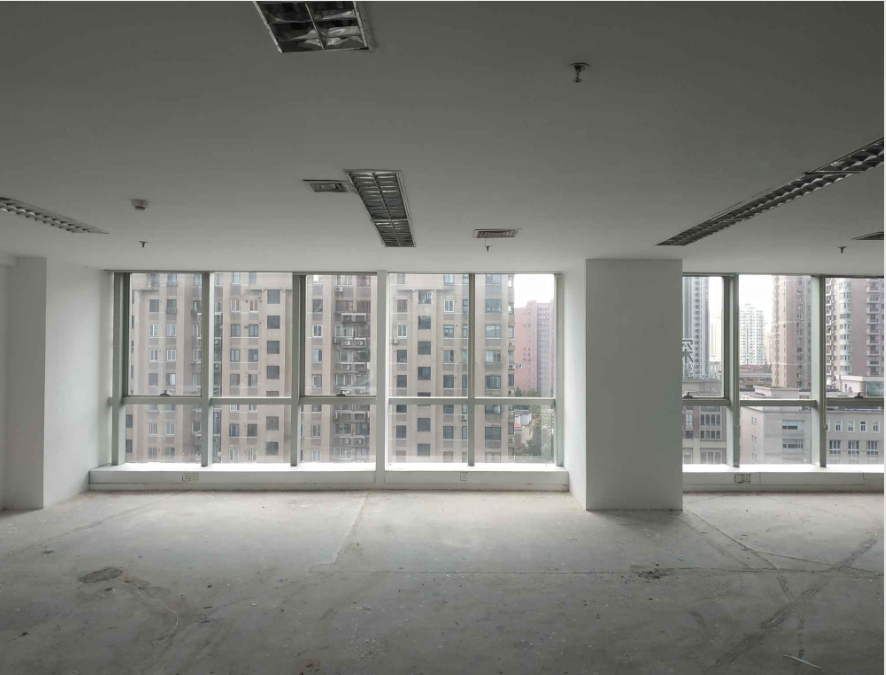 长峰中心153平米办公室出租_4.56元/m²/天