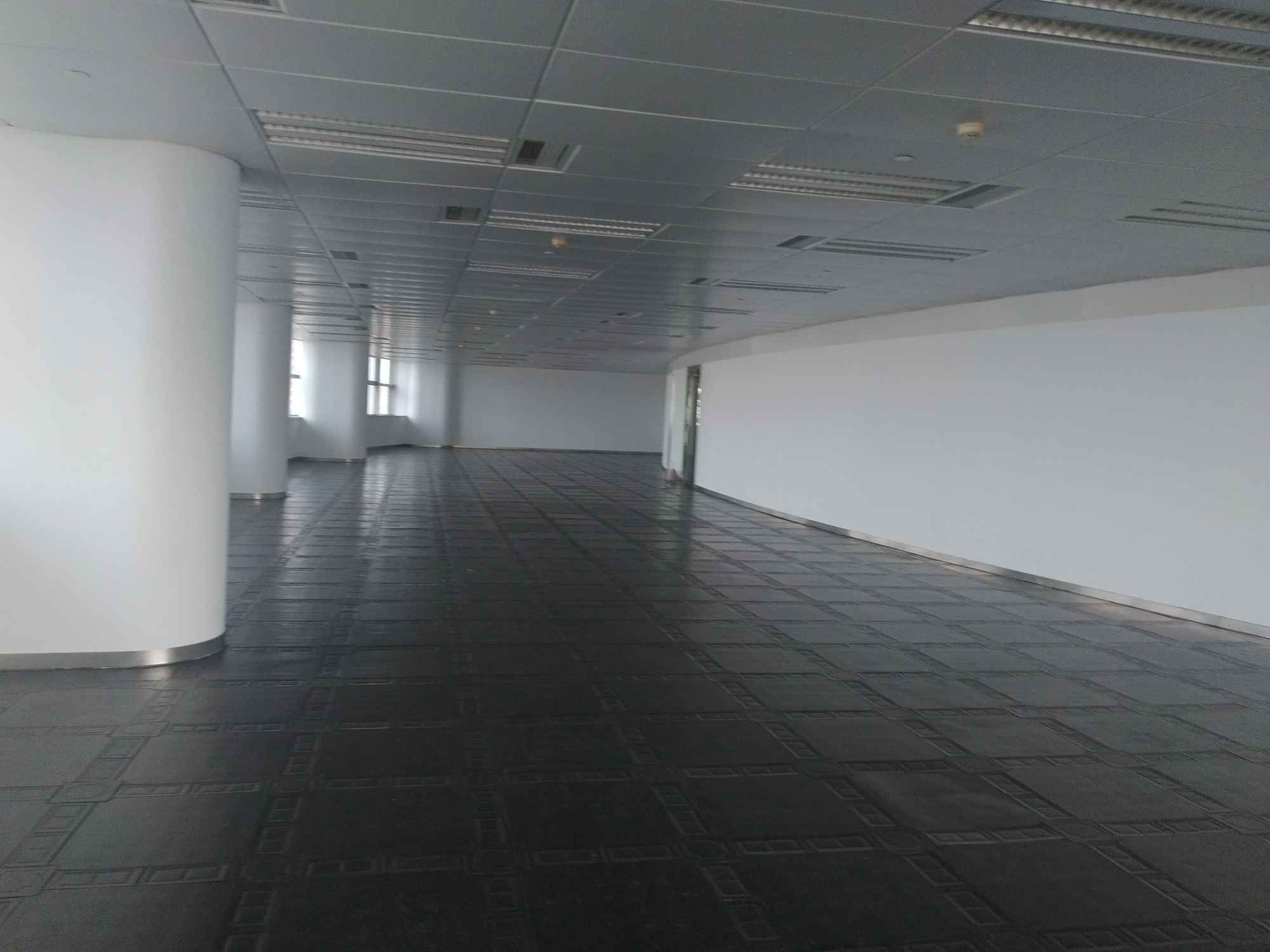长房国际广场126平米办公室出租_6.91元/m²/天