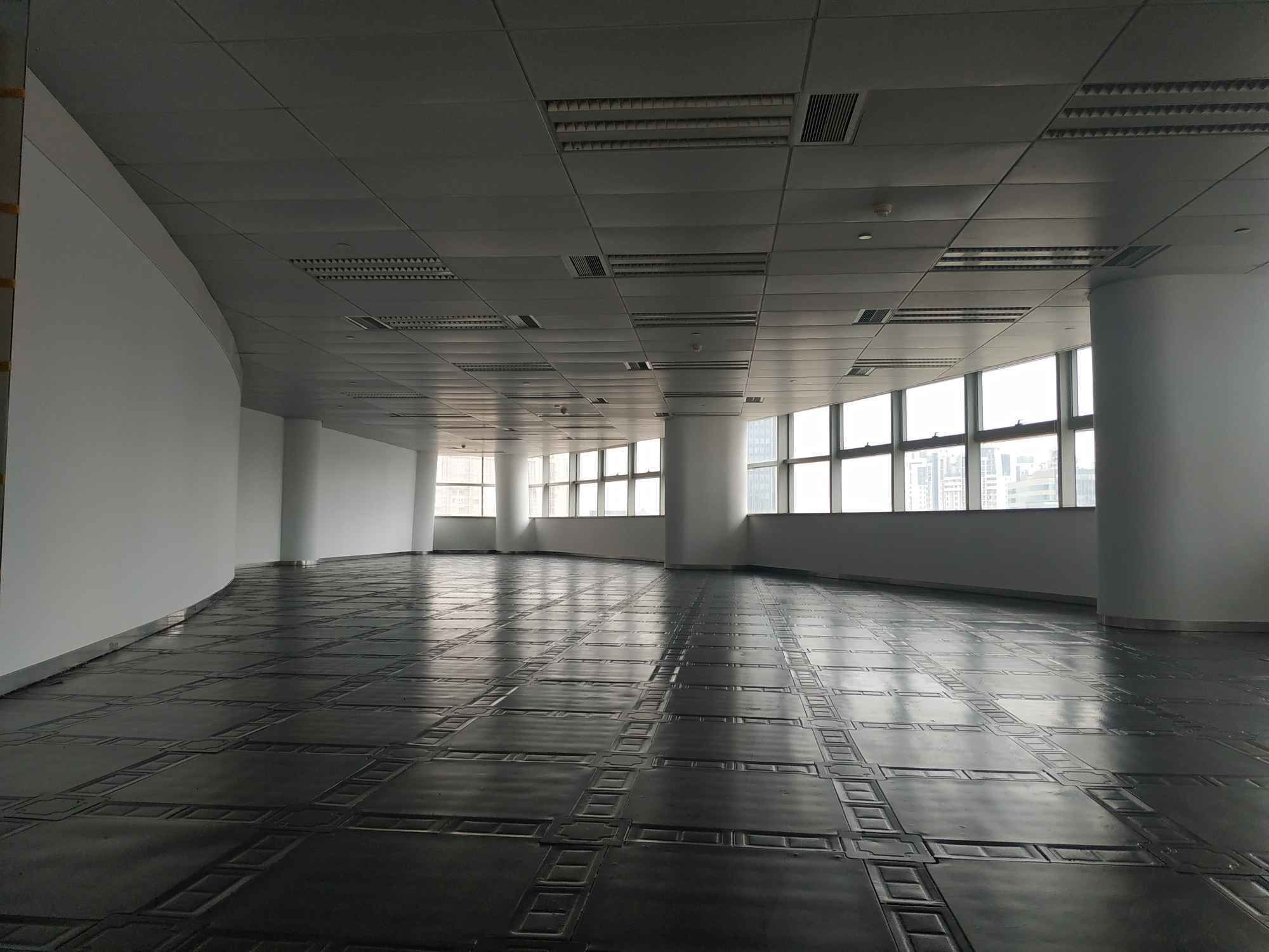 长房国际广场126平米办公室出租_6.60元/m²/天