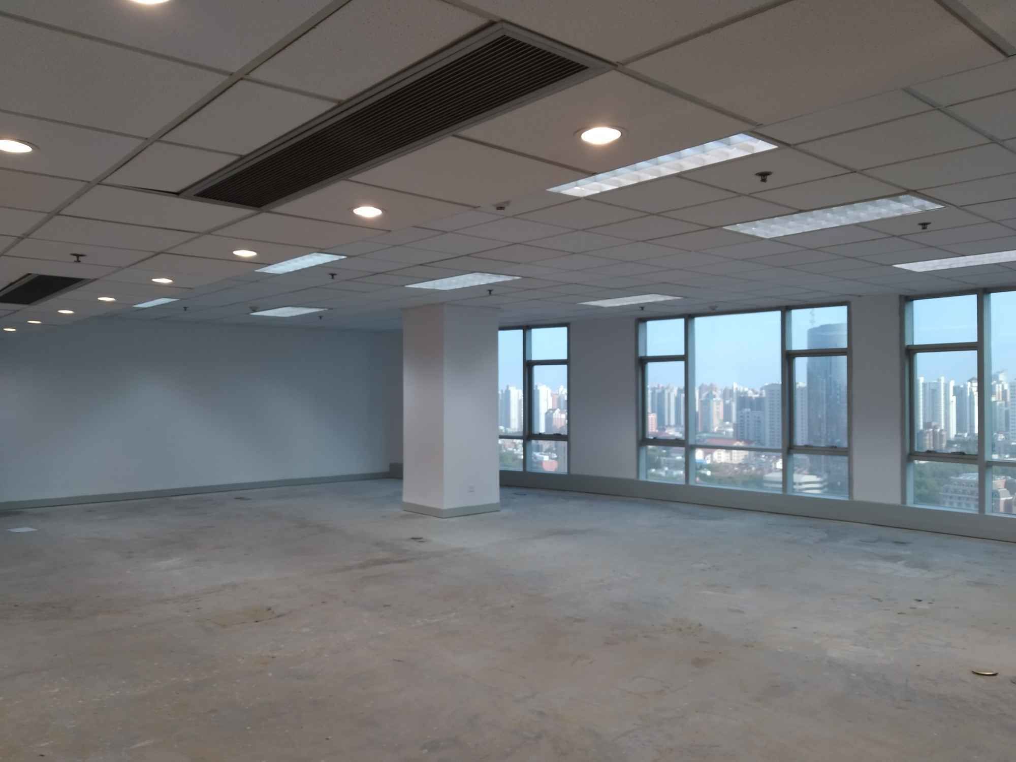 久事复兴大厦246平米办公室出租_6.78元/m²/天