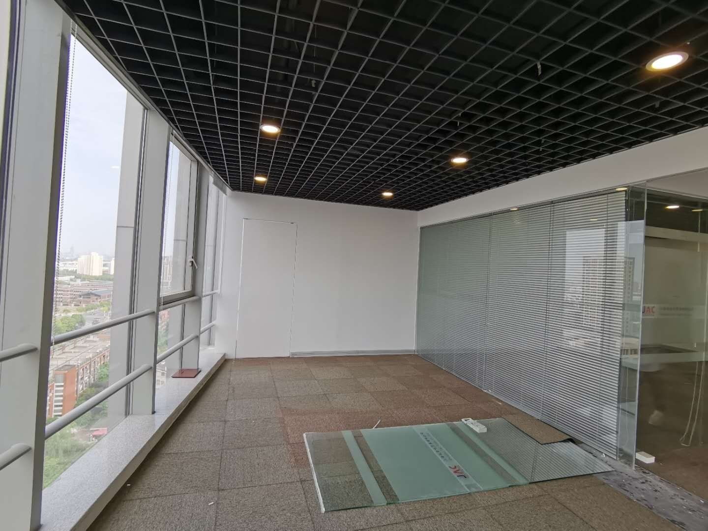 昌辉大厦228平米办公室出租_1.90元/m²/天