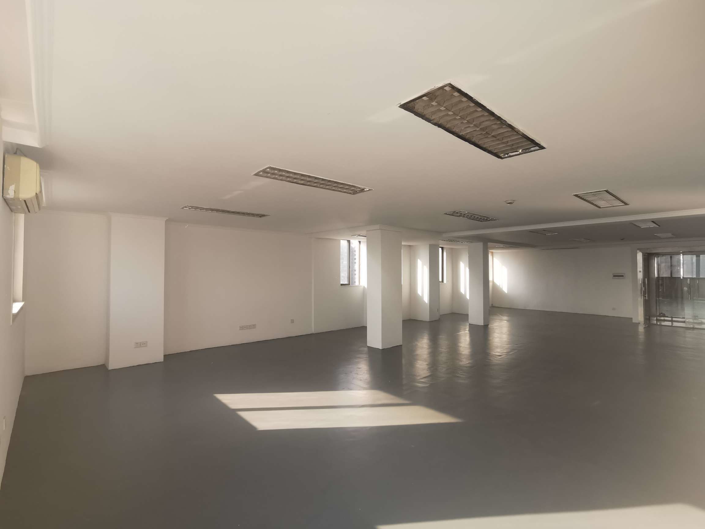 玉嘉大厦150平米办公室出租_3.80元/m²/天