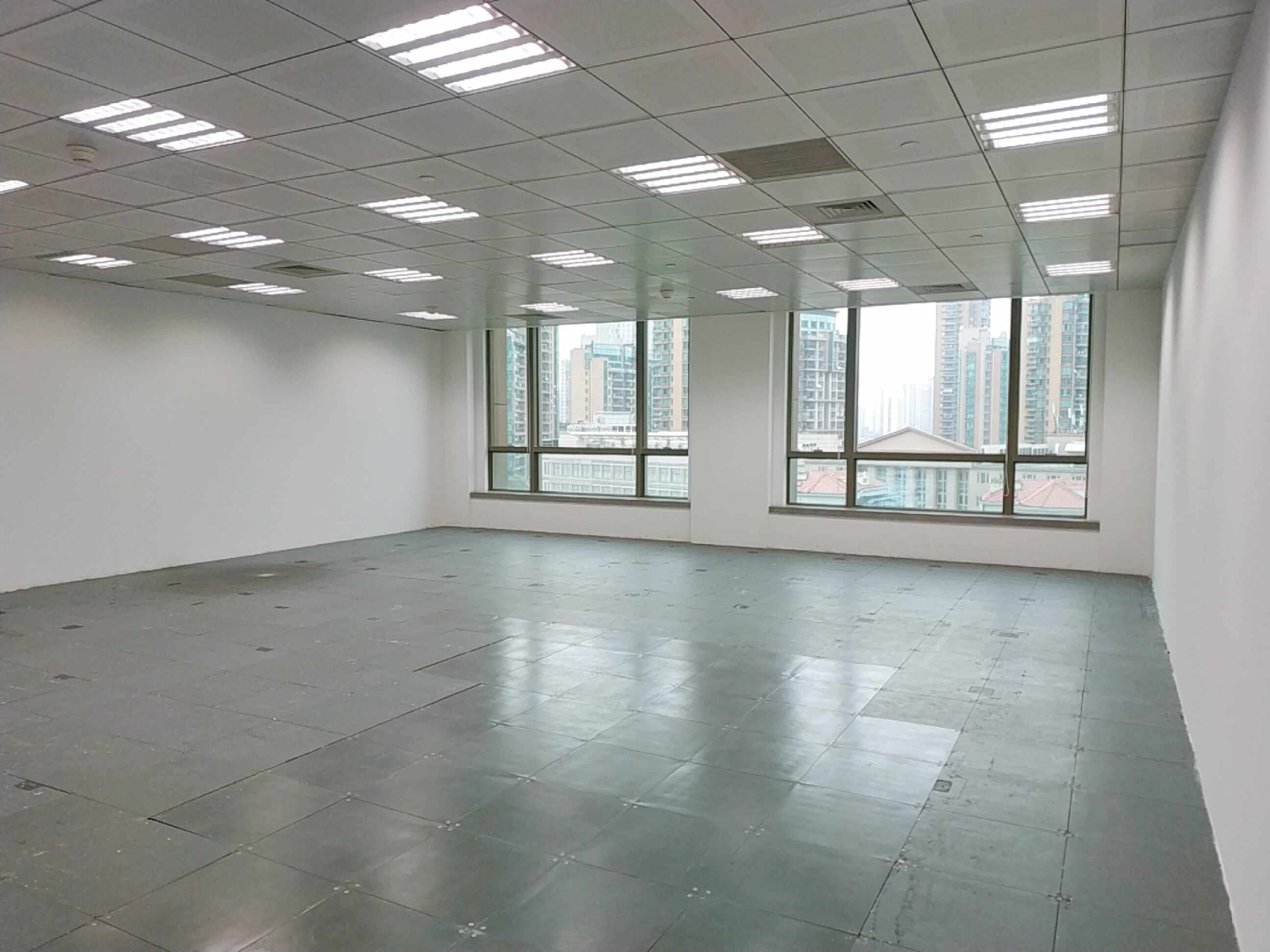 嘉地中心164平米办公室出租_10.00元/m²/天
