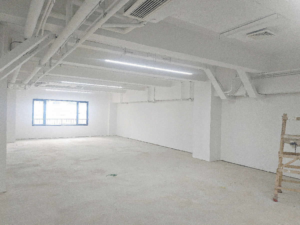 万众大厦124平米办公室出租_3.75元/m²/天