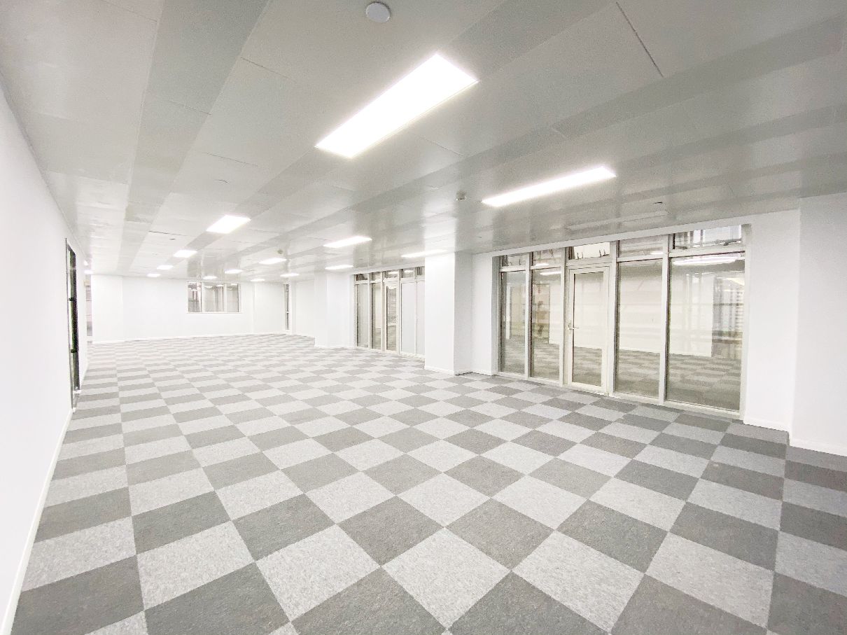亚盛大厦125平米办公室出租_7.30元/m²/天