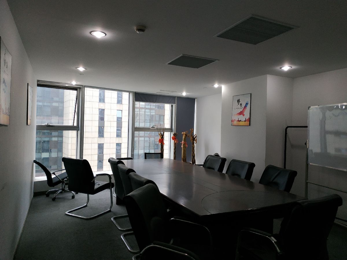 静安高和大厦279平米办公室出租_5.70元/m²/天