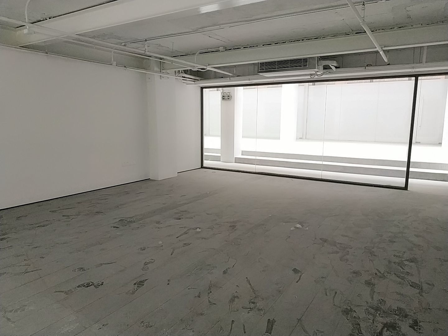 现所创意园93平米办公室出租_7.60元/m²/天