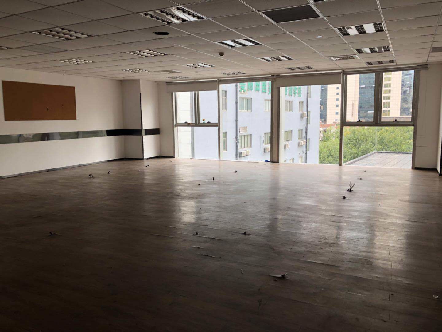 东方众鑫大厦113平米办公室出租_7.90元/m²/天