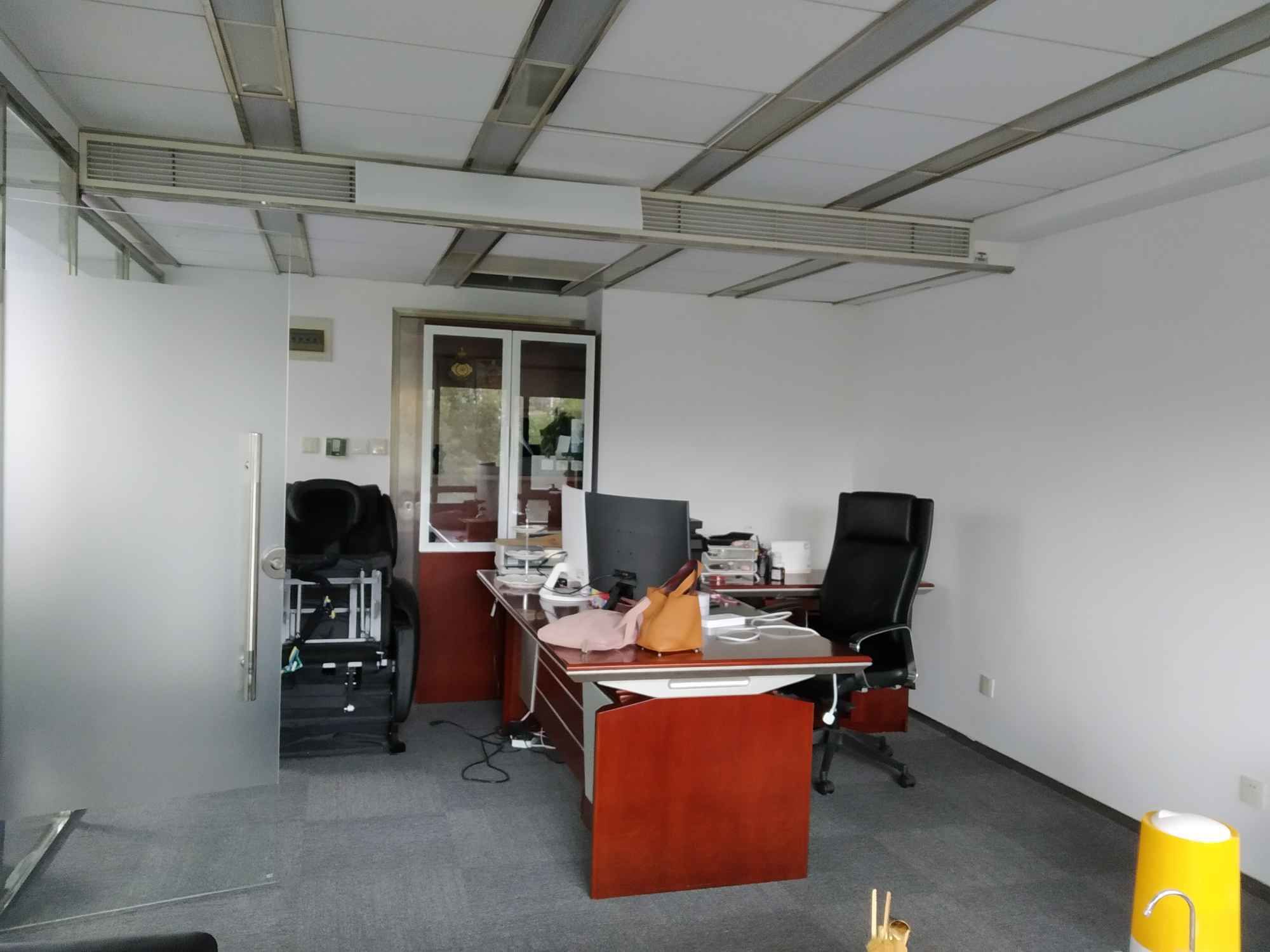复城国际110平米办公室出租_2.70元/m²/天