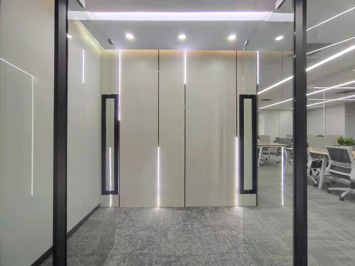 国家开发银行大厦245平米办公室出租_5.40元/m²/天
