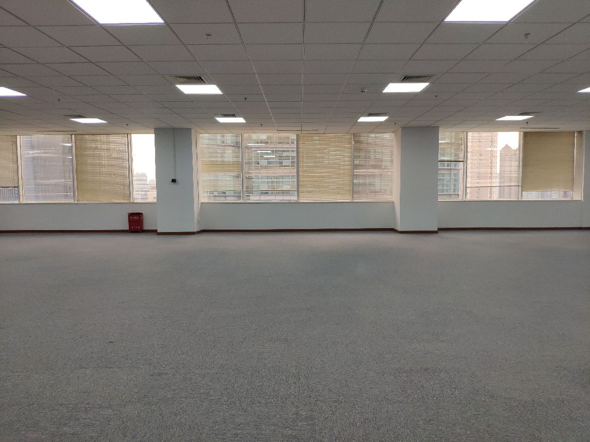 新世纪办公中心浦东 新世纪办公中心 629平米 简装修