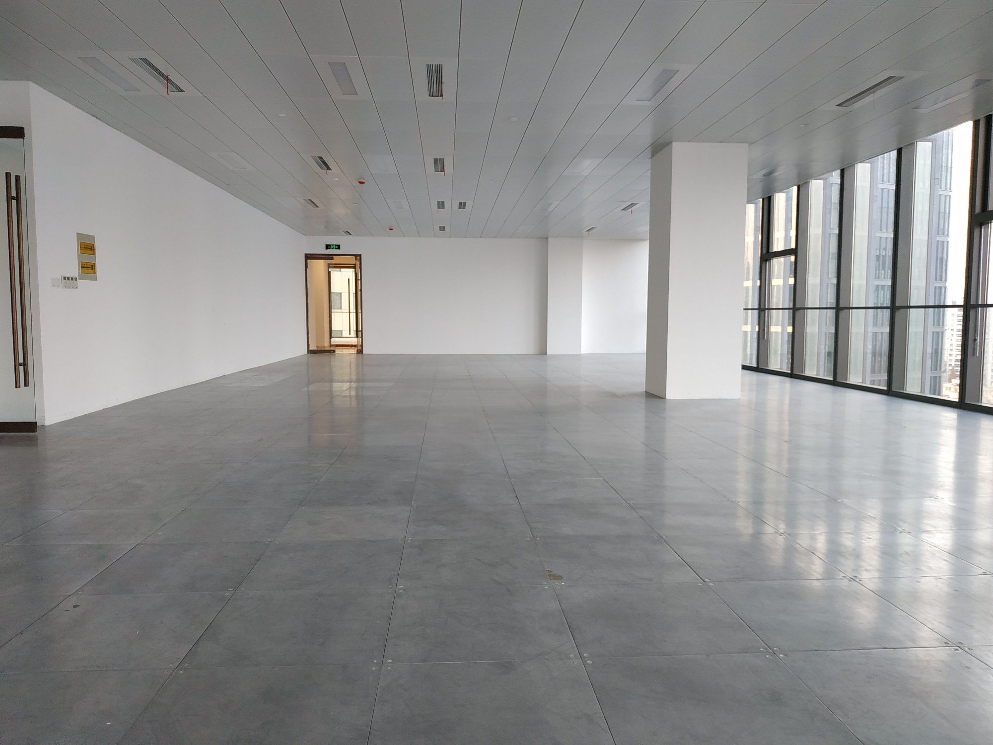 新理想大厦1322平米办公室出租_7.20元/m²/天