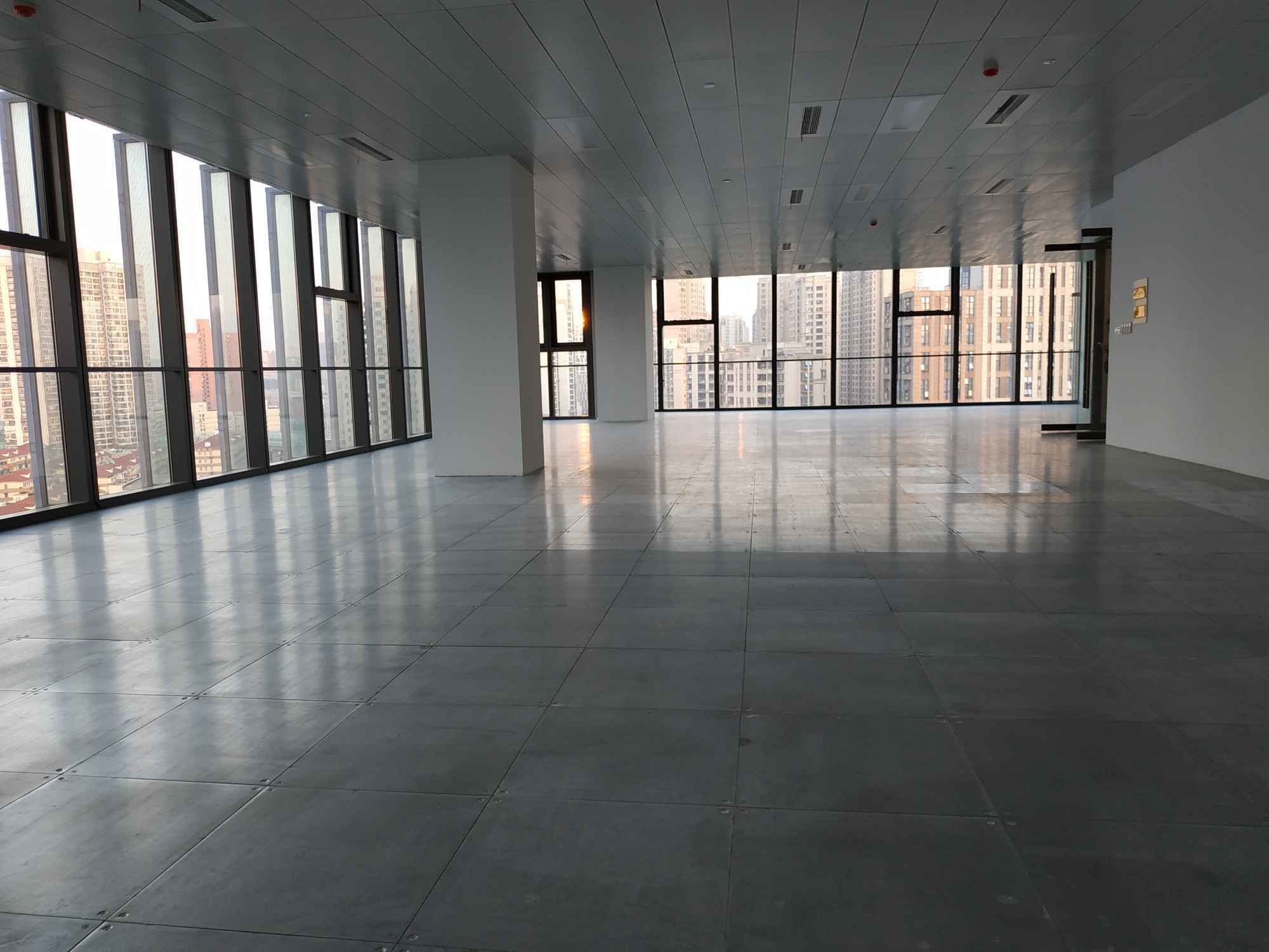 新理想大厦338平米办公室出租_7.10元/m²/天