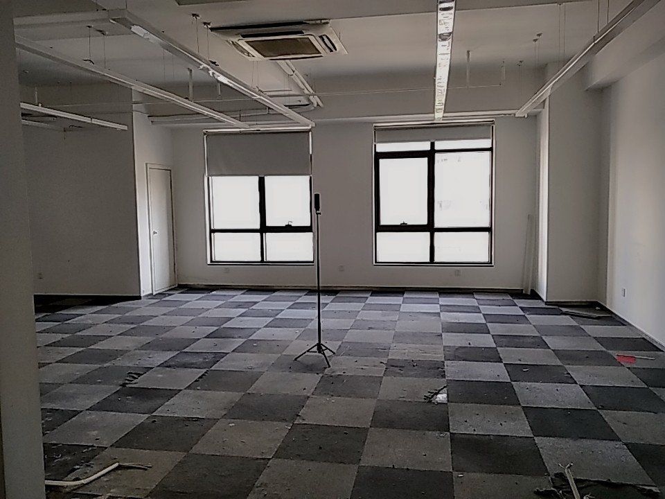 苏河1号109平米办公室出租_3.70元/m²/天