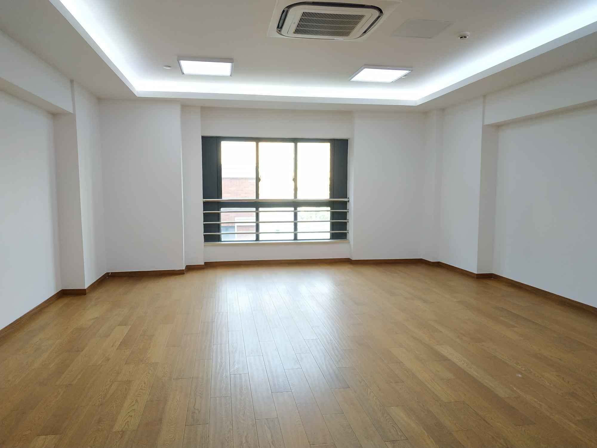 988园区（静工创意）65平米办公室出租_3.60元/m²/天