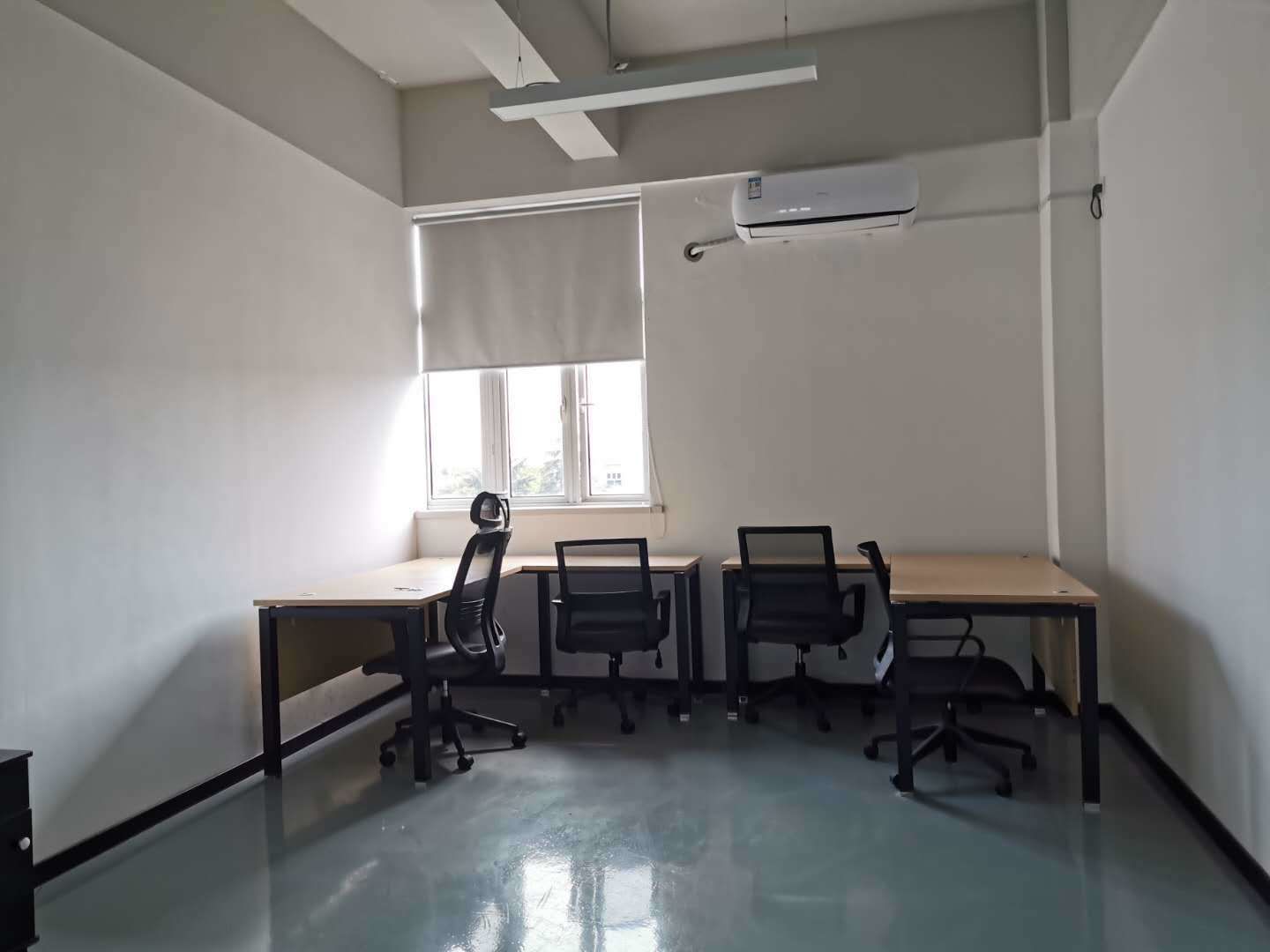 张慕工业基地45平米办公室出租_3.00元/m²/天
