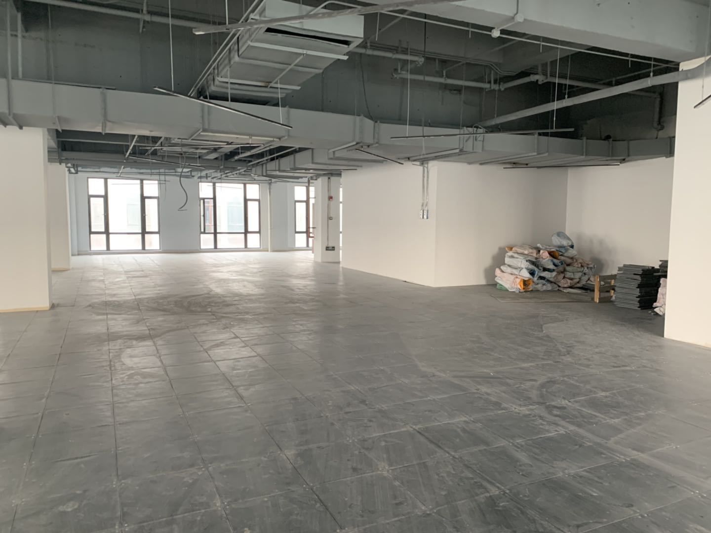 长三角电子商务中心480平米办公室出租_3.70元/m²/天