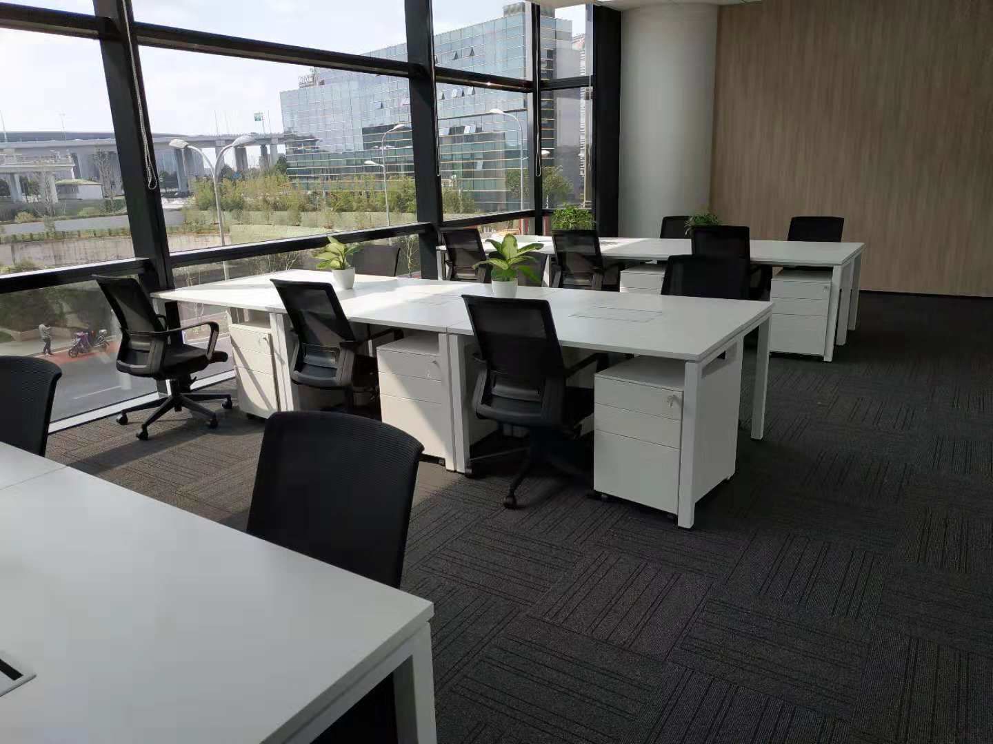 中庚环球创意中心160平米办公室出租_5.80元/m²/天