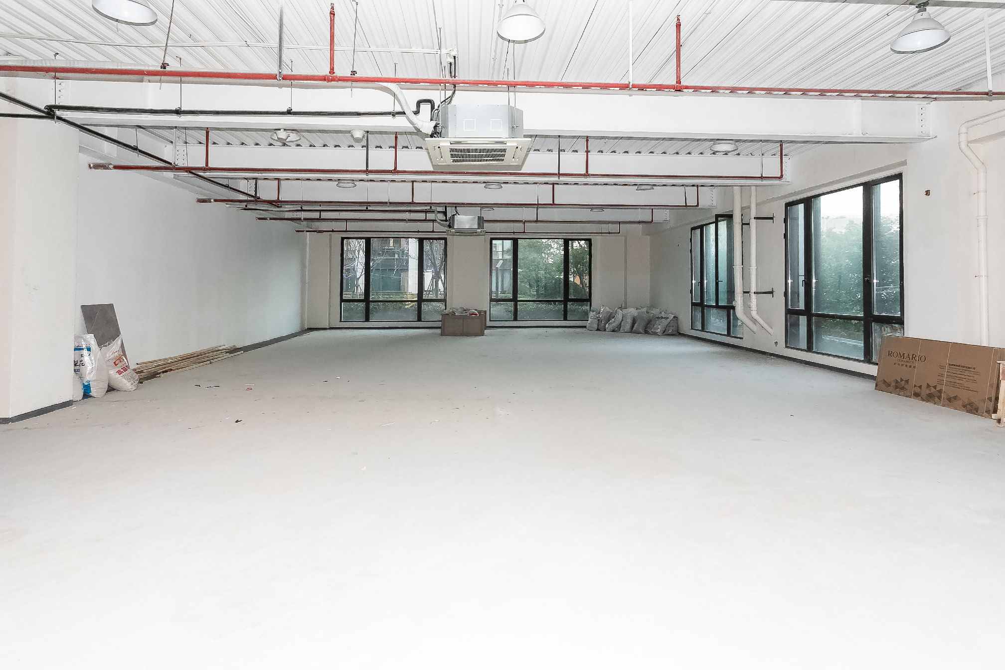 长三角电子商务中心475平米办公室出租_3.80元/m²/天