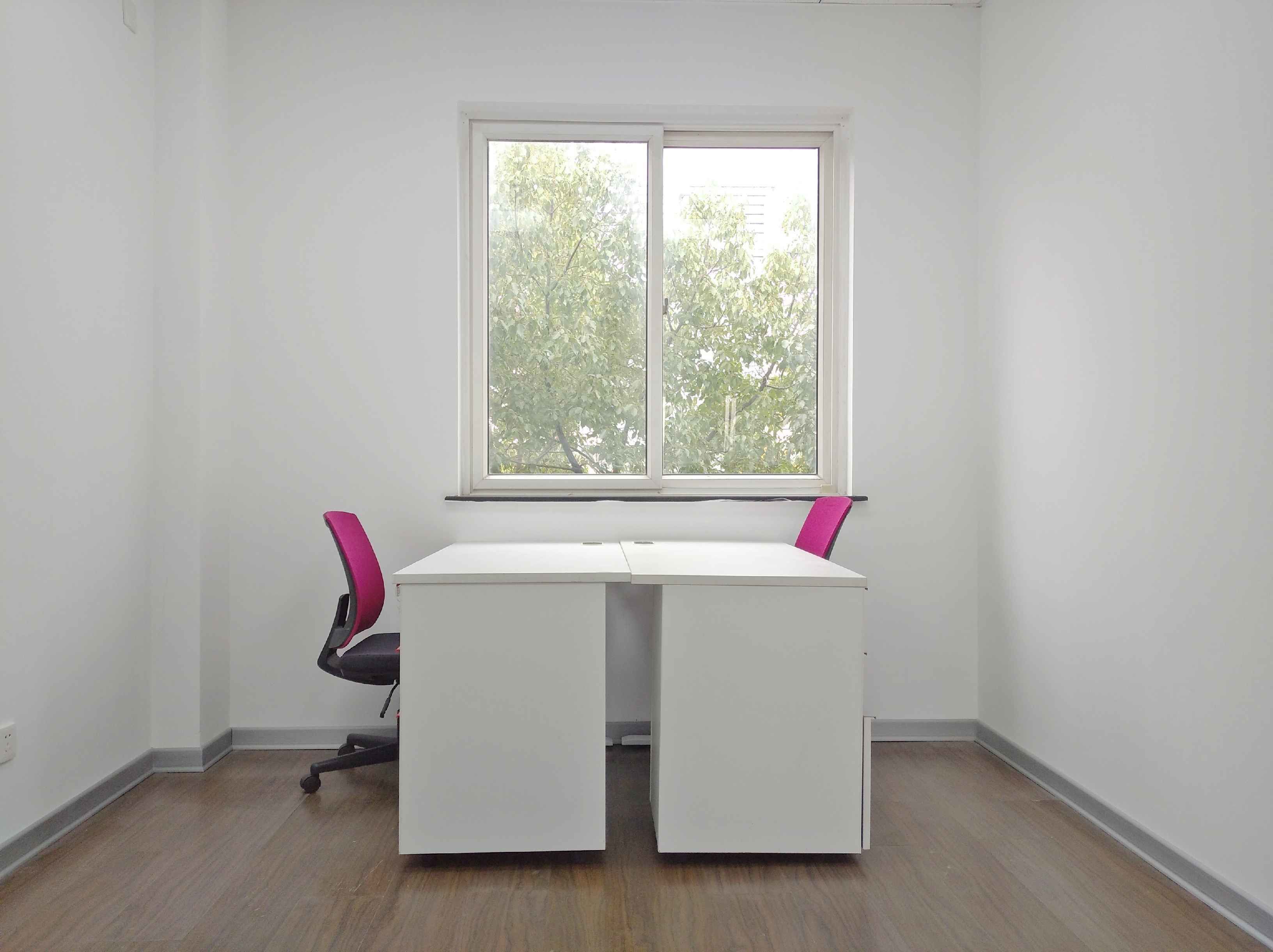 福克斯创新园24平米办公室出租_2.20元/m²/天