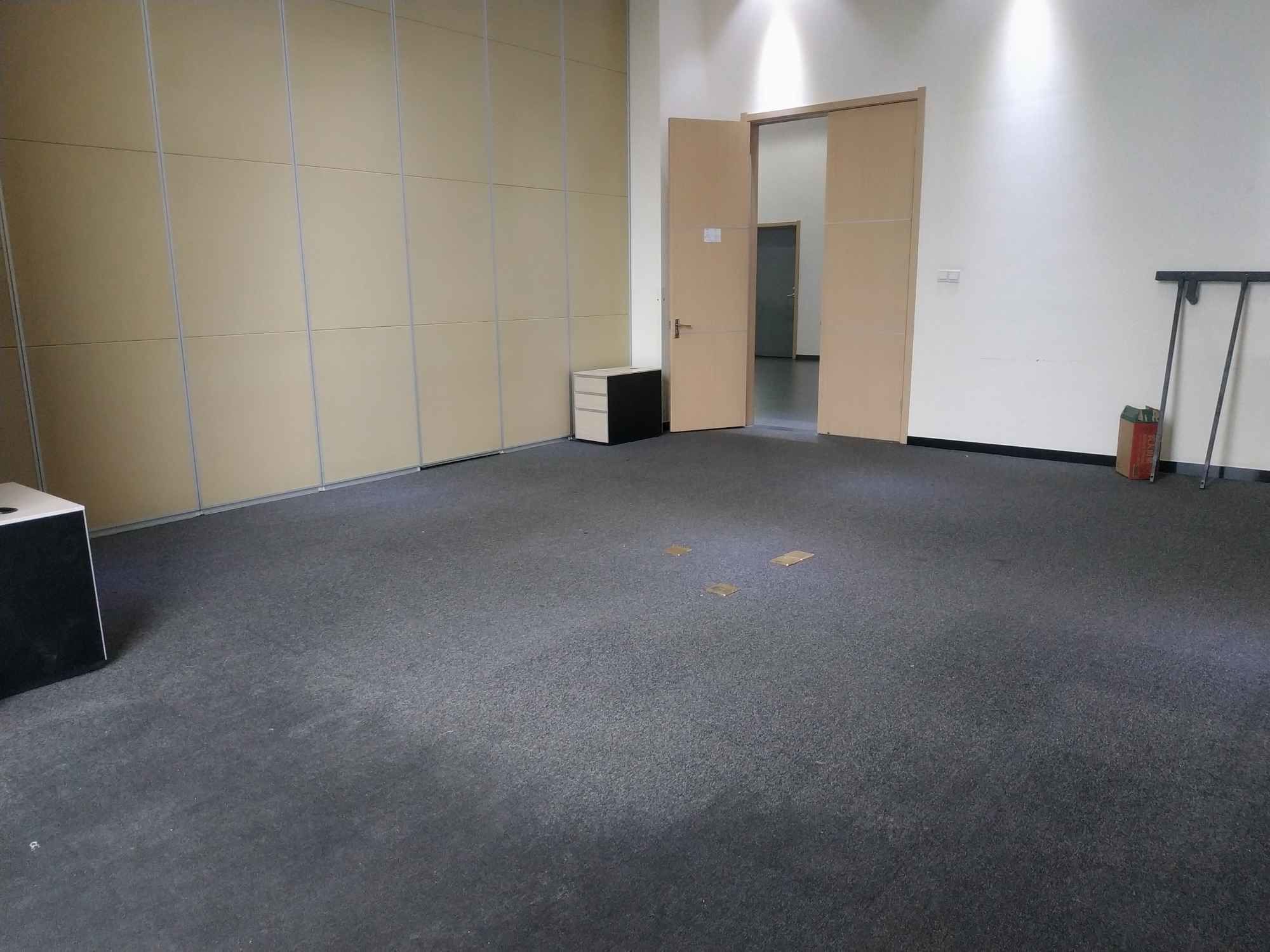 零号湾全球创新创业集聚区139平米办公室出租_1.90元/m²/天