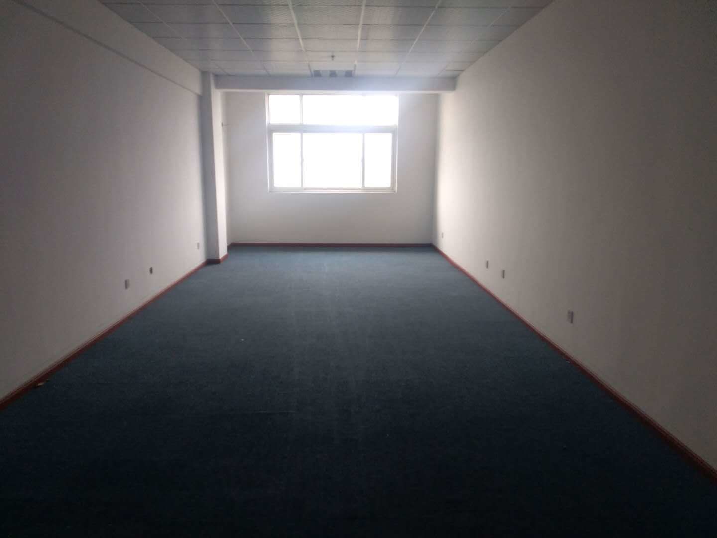 福克斯创新园92平米办公室出租_1.90元/m²/天