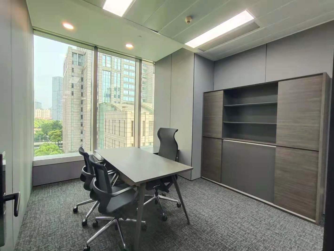汇亚大厦233平米办公室出租_11.60元/m²/天