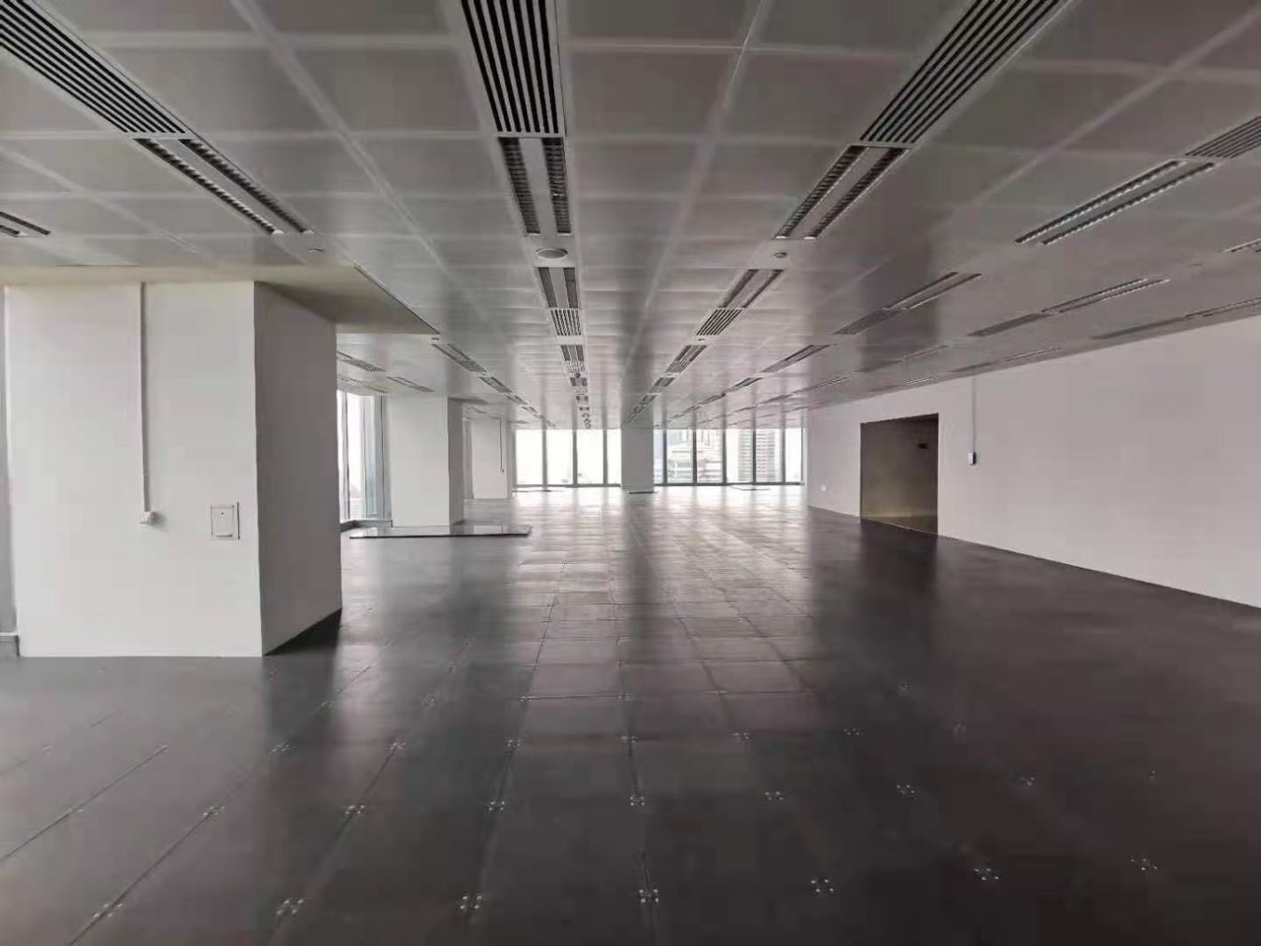 工银大厦520平米办公室出租_9.80元/m²/天
