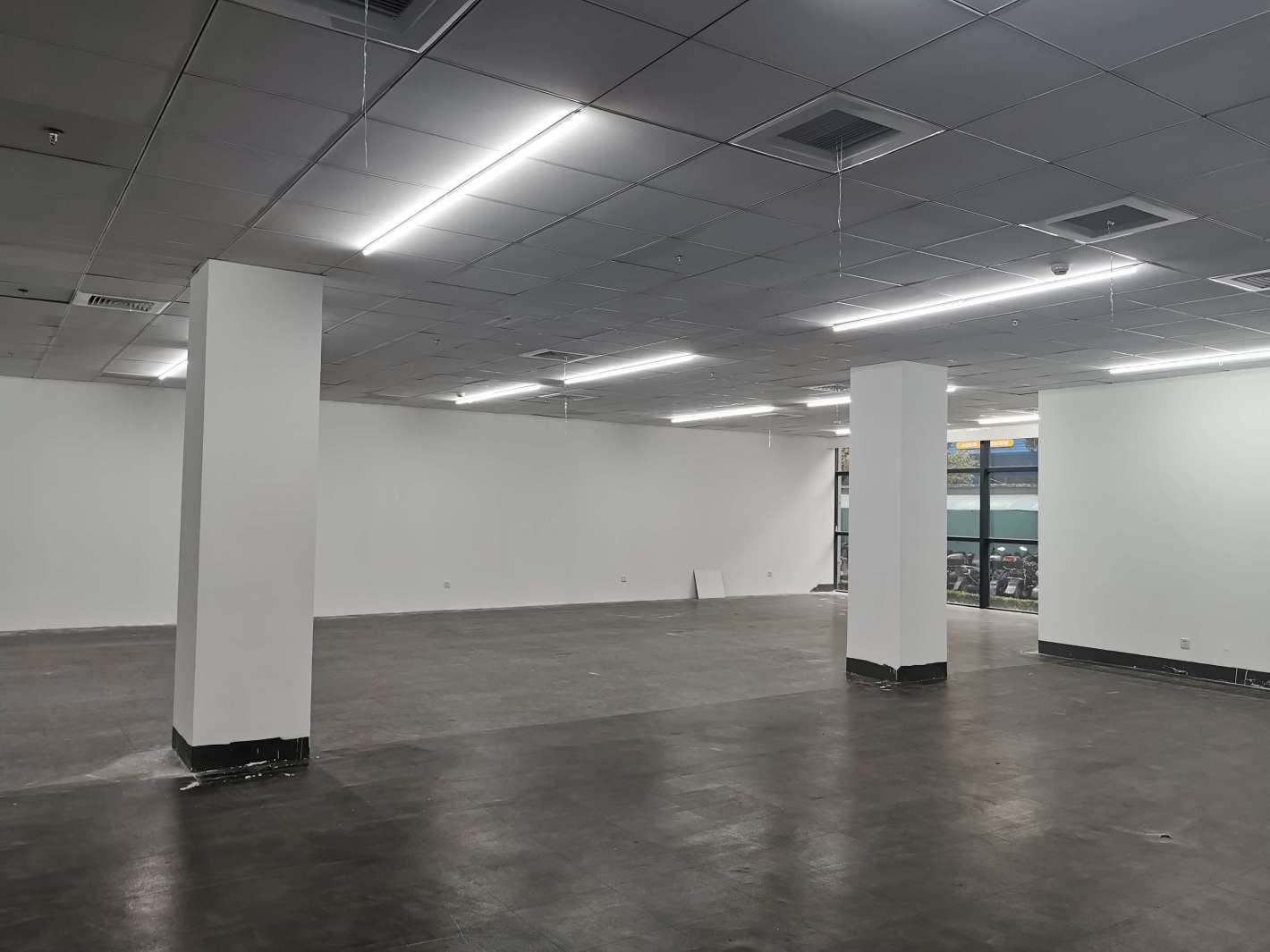 欧西玛创新园区336平米办公室出租_2.60元/m²/天