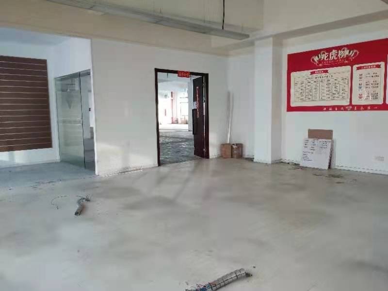 新曹杨高新技术园区1052平米办公室出租_2.43元/m²/天