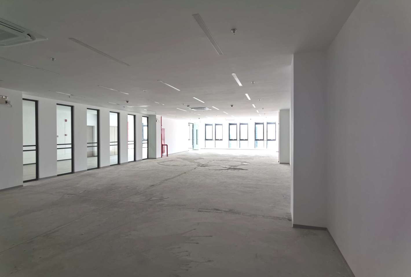 天地科技园105平米办公室出租_2.50元/m²/天