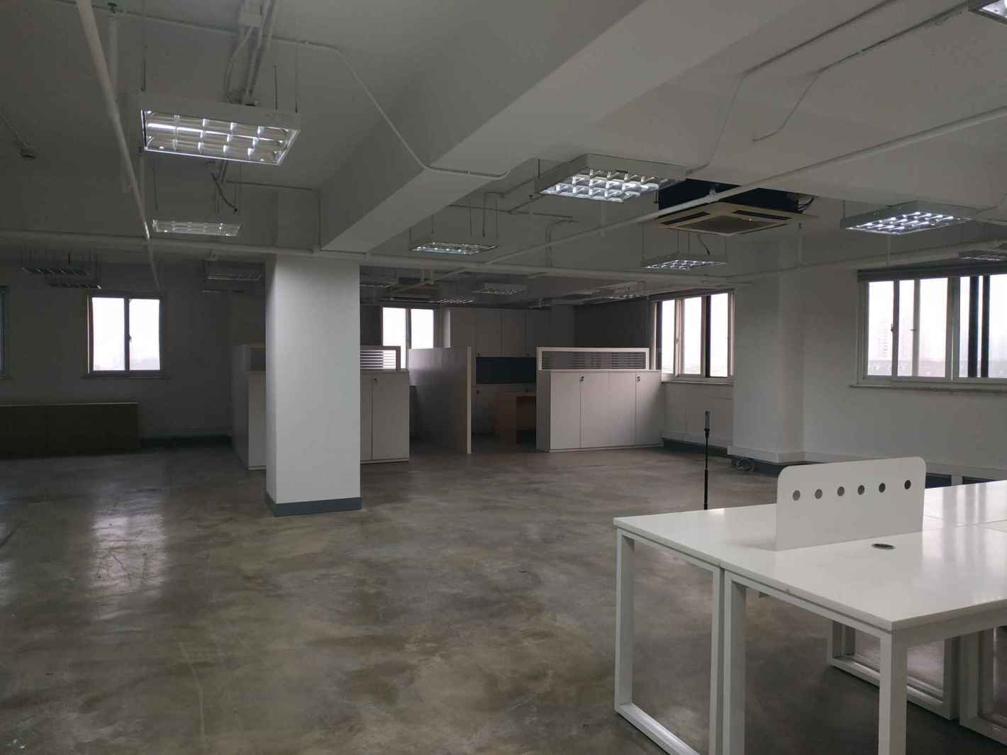 玉嘉大厦314平米办公室出租_3.70元/m²/天