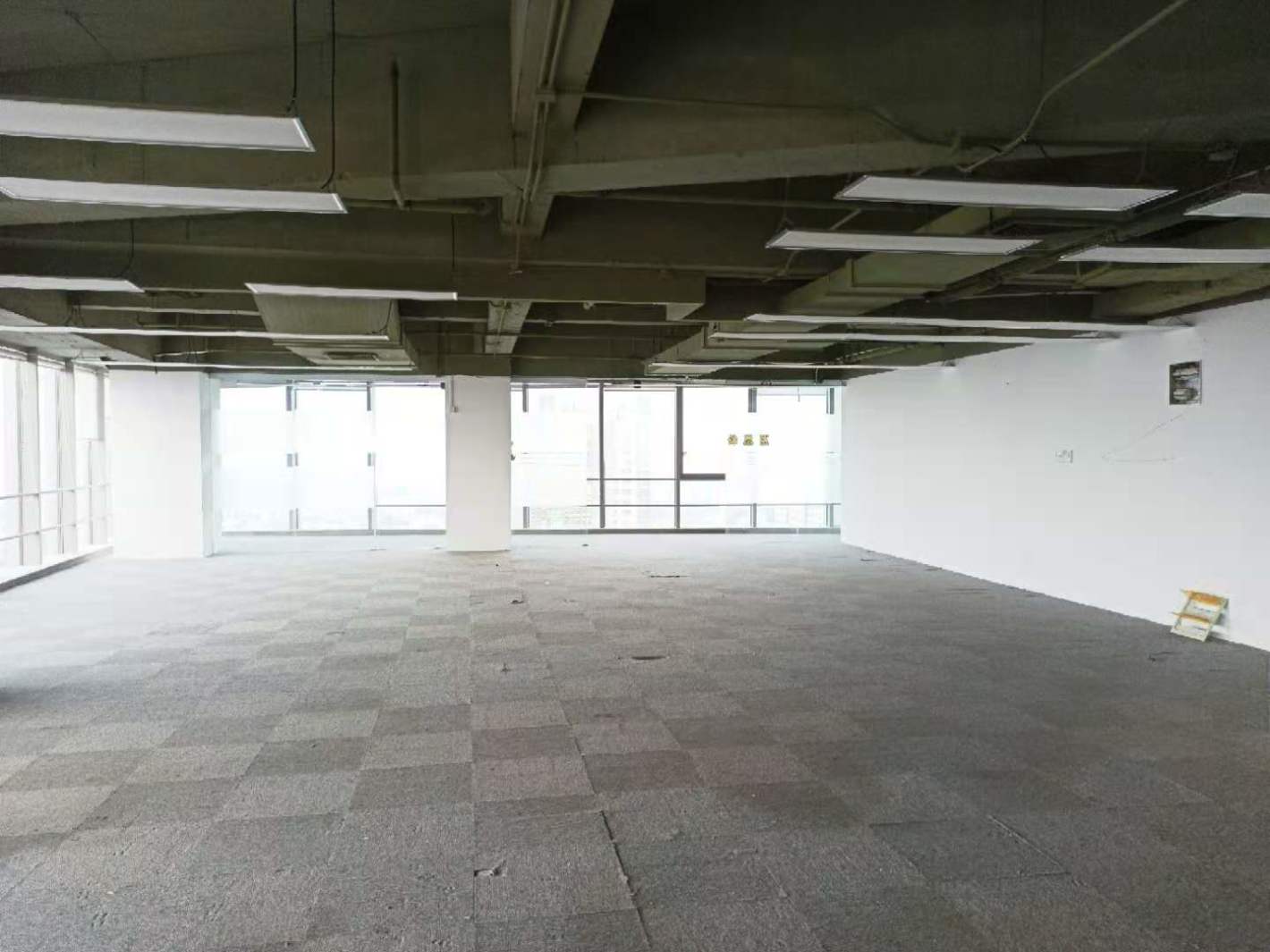 昌辉大厦225平米办公室出租_2.64元/m²/天