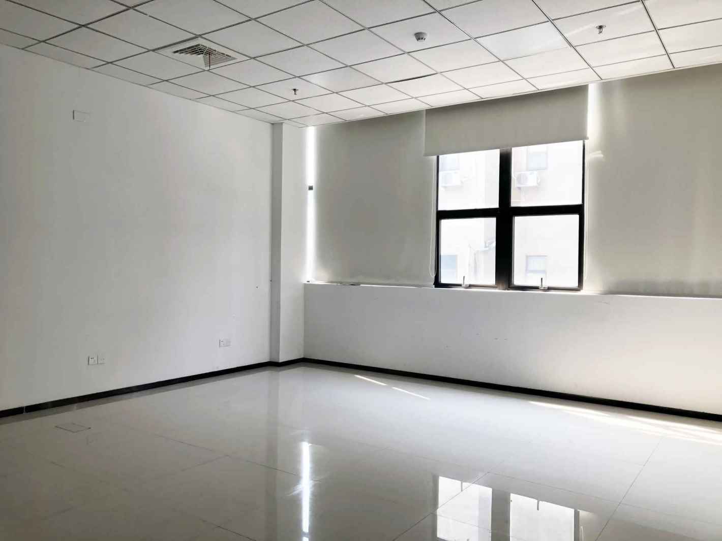 大华齐成晟园102平米办公室出租_3.00元/m²/天