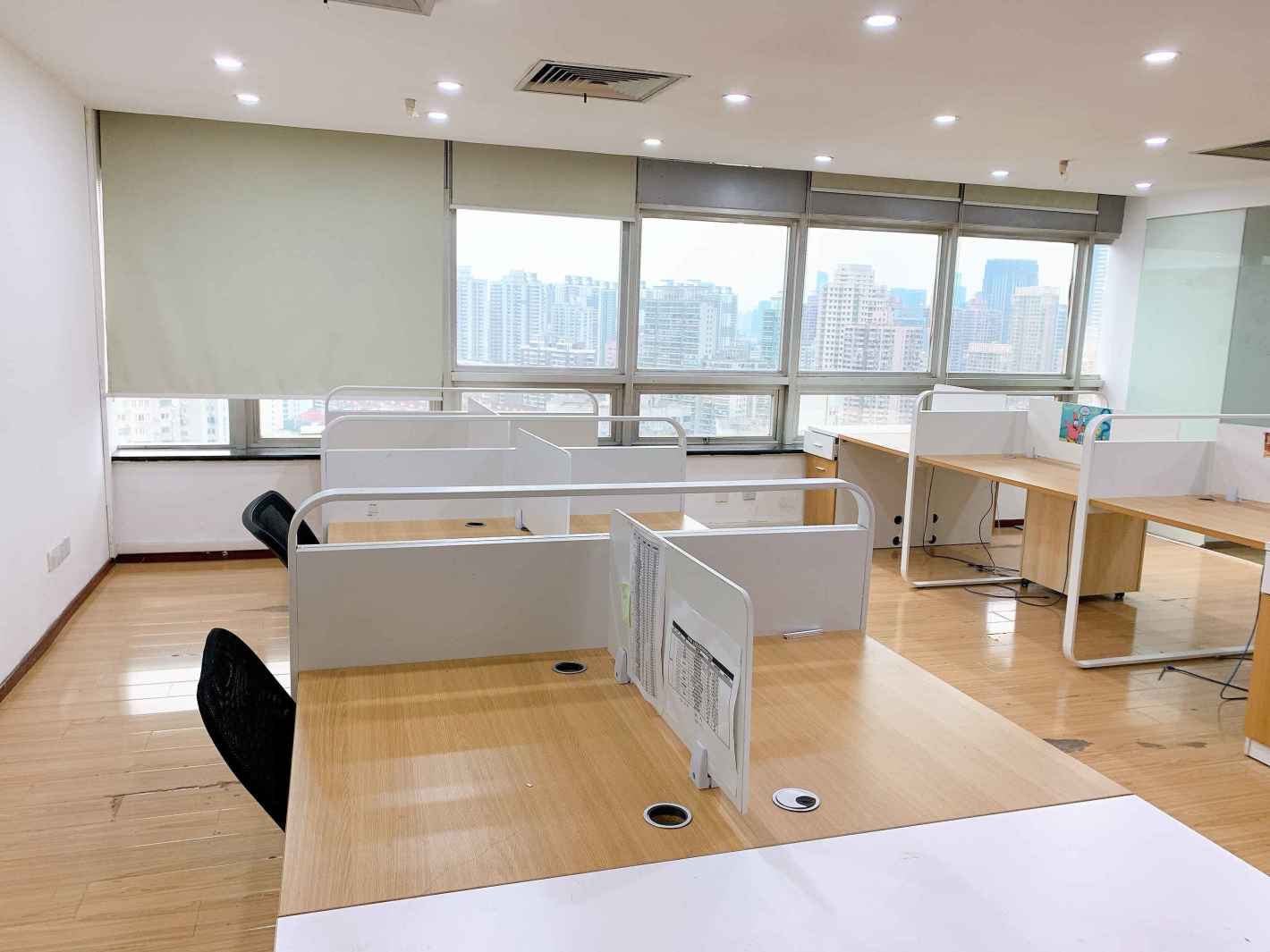 江南造船大厦298平米办公室出租_4.70元/m²/天