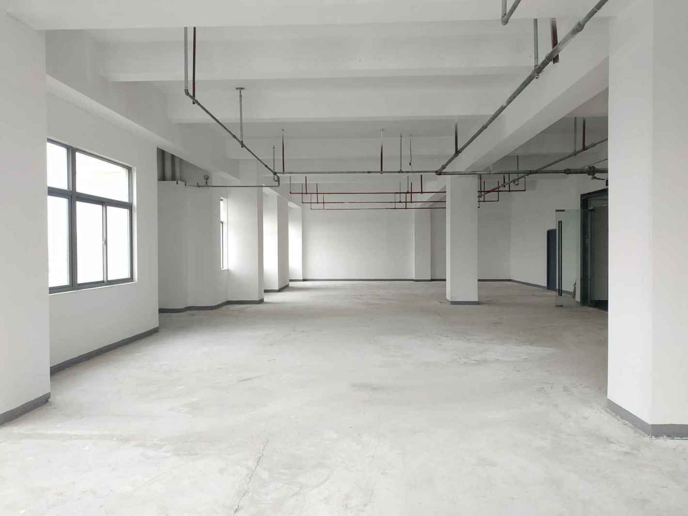 漕河泾软件大厦314平米办公室出租_3.20元/m²/天