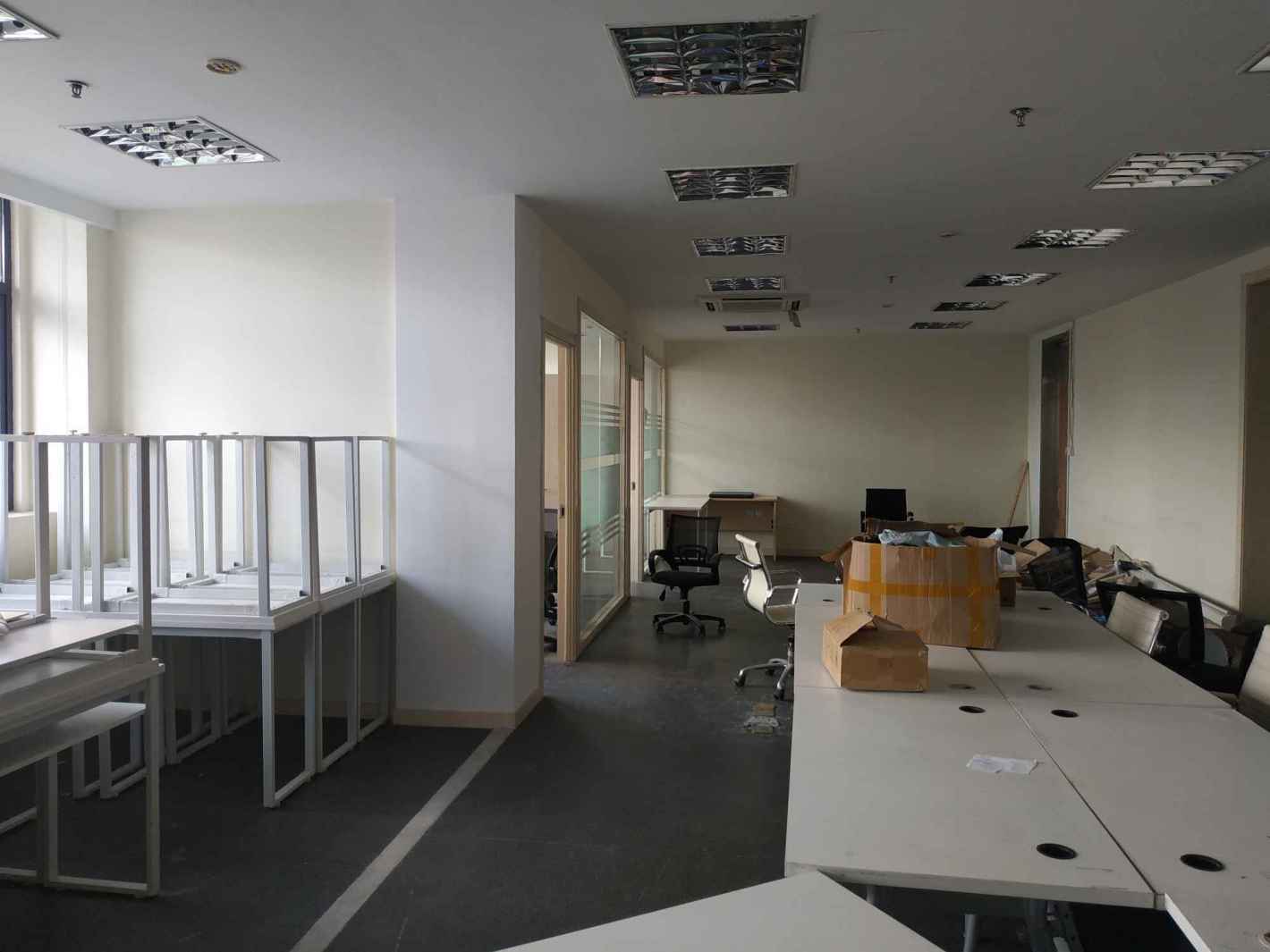 东华创意园260平米办公室出租_5.30元/m²/天