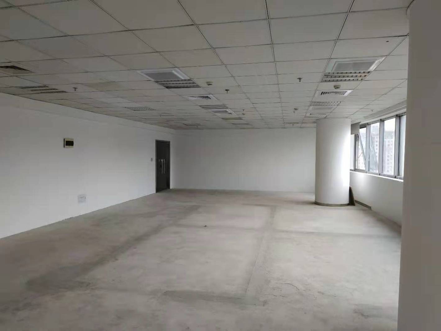 平高国际广场165平米办公室出租_5.00元/m²/天