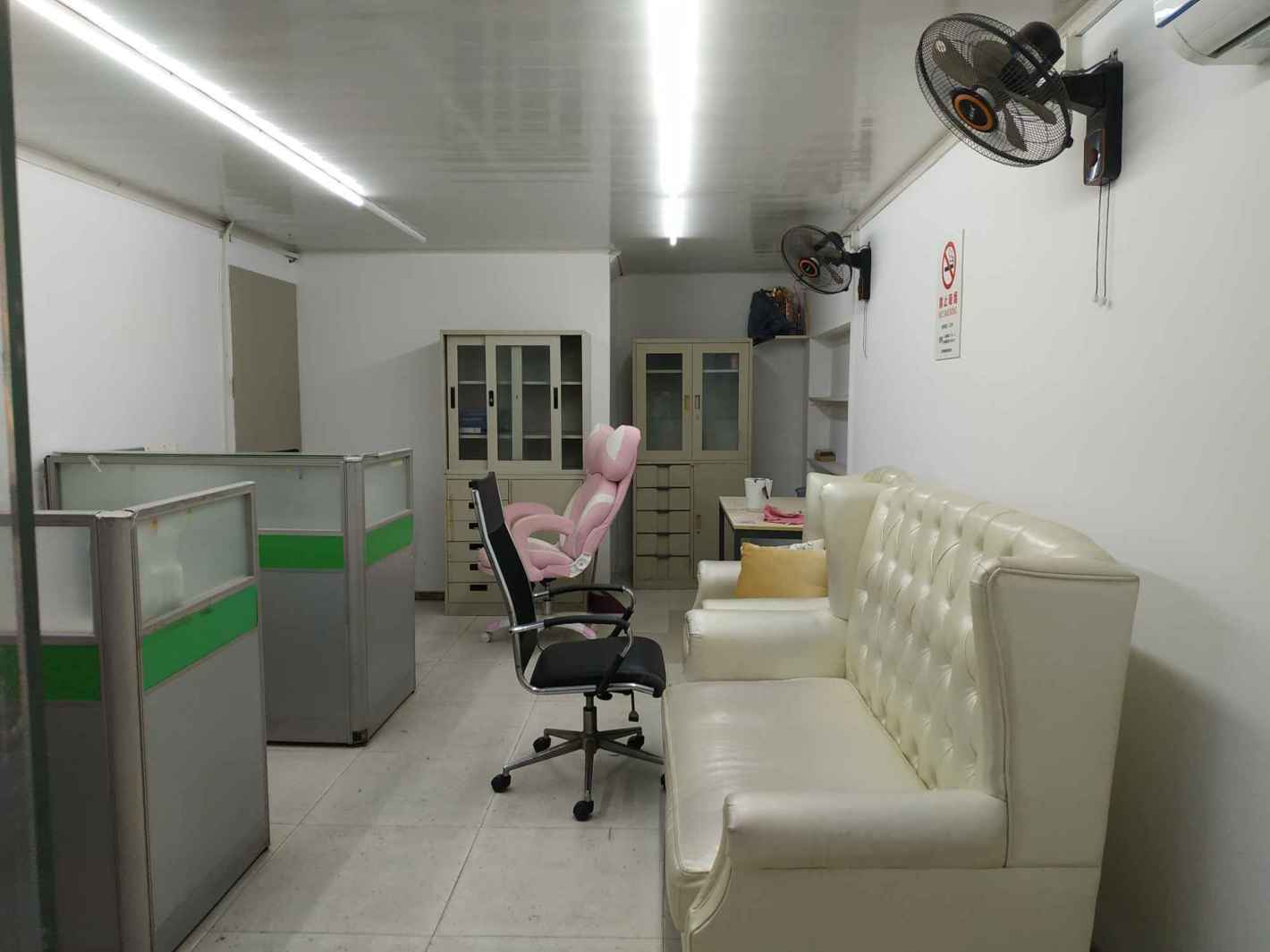 天迈商务楼45平米办公室出租_2.80元/m²/天