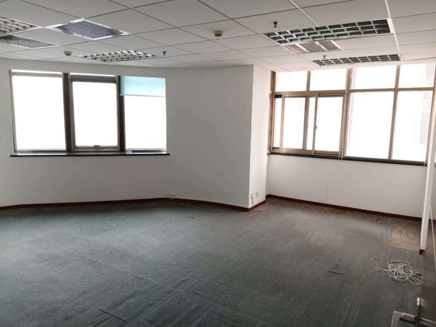 越界·航天大厦41平米办公室出租_3.40元/m²/天