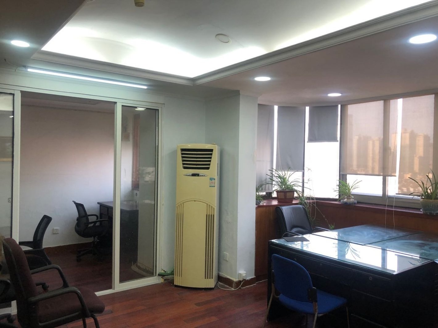 蓬莱商务楼150平米办公室出租_2.50元/m²/天