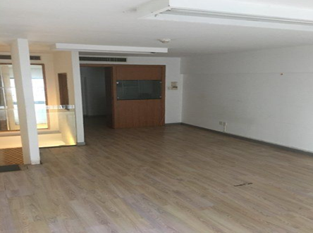 圣天地商务大厦60平米办公室出租_6.00元/m²/天