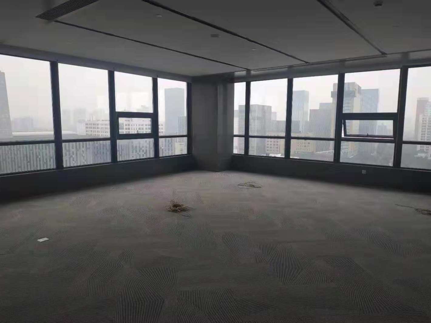 长兴园400平米办公室出租_3.80元/m²/天