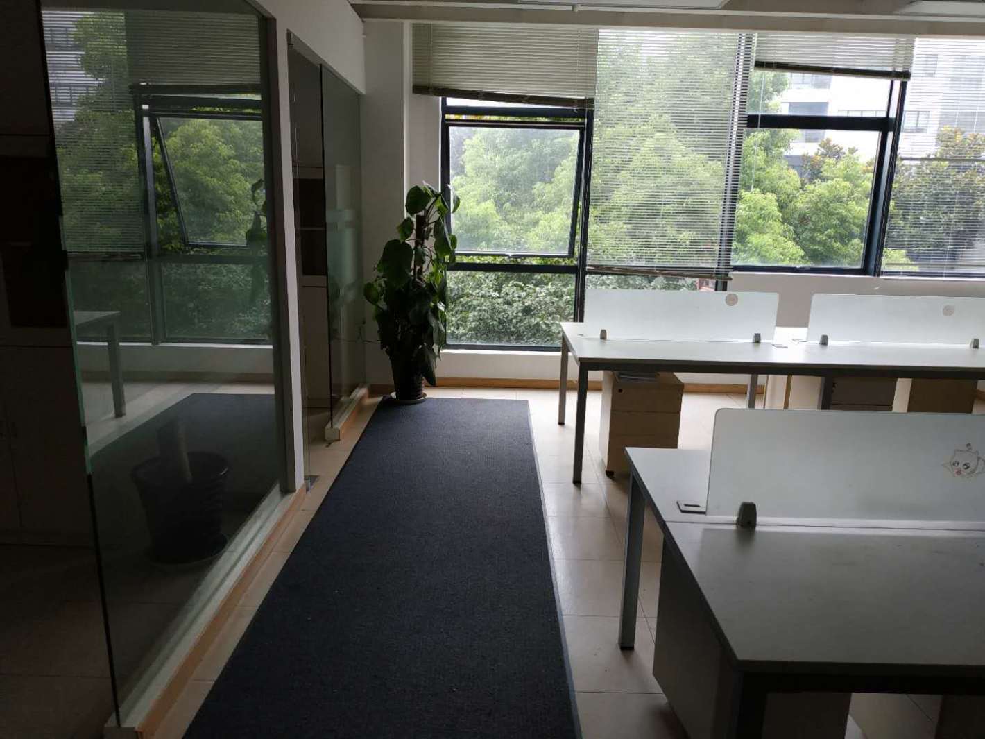 SVA越界创意园709平米办公室出租_3.20元/m²/天
