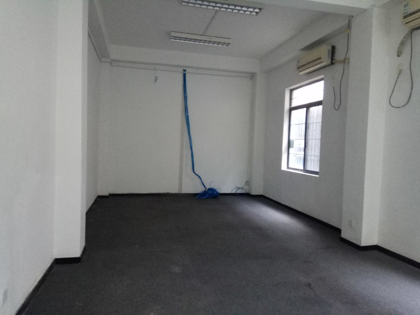 空间188创意园428平米办公室出租_3.70元/m²/天