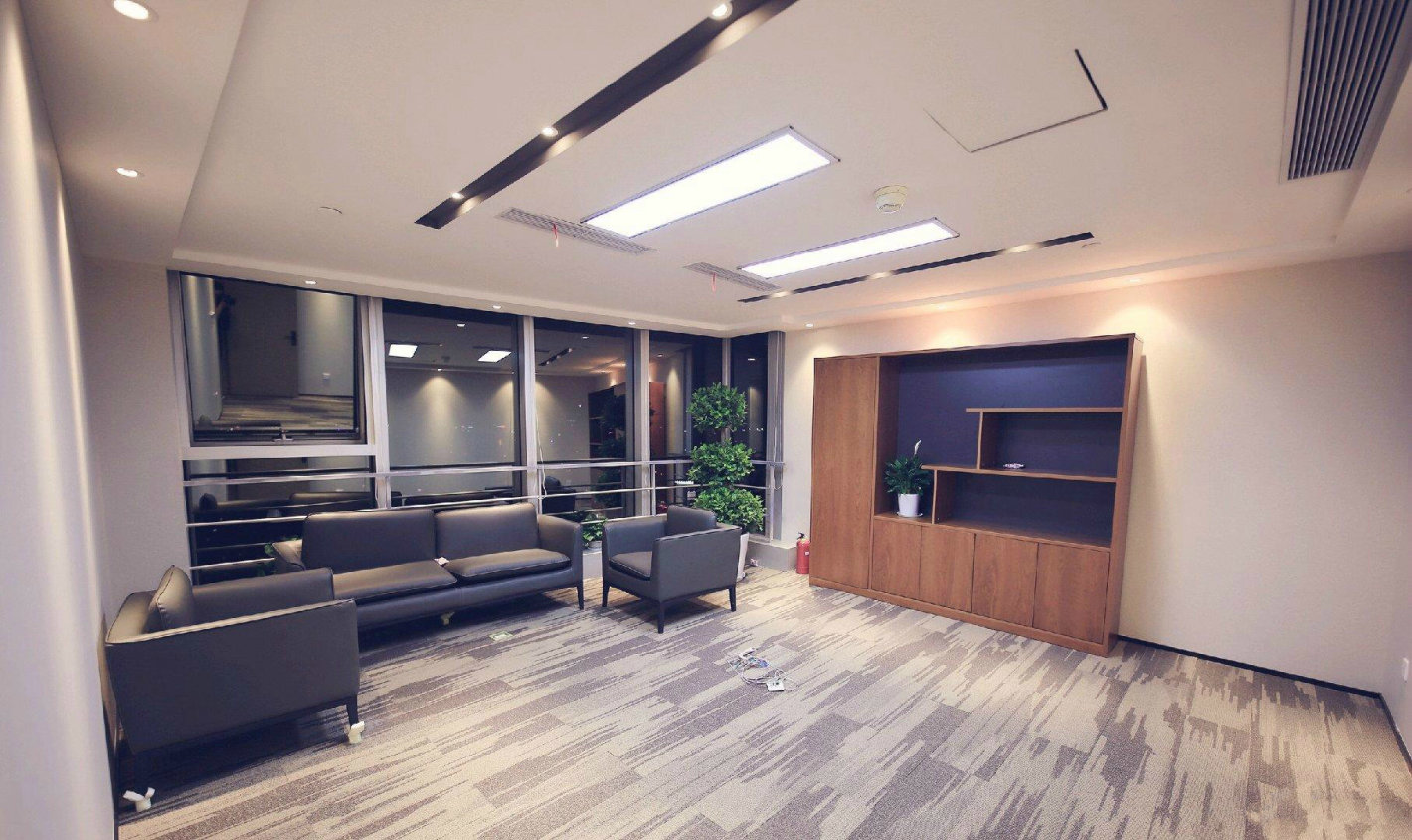 鸿洋创意园区300平米办公室出租_4.00元/m²/天