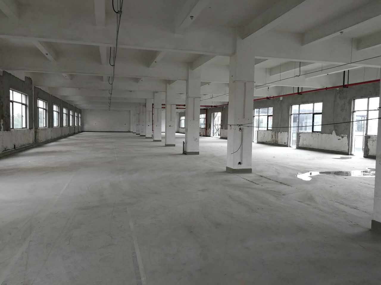飞乐大厦391平米办公室出租_3.20元/m²/天