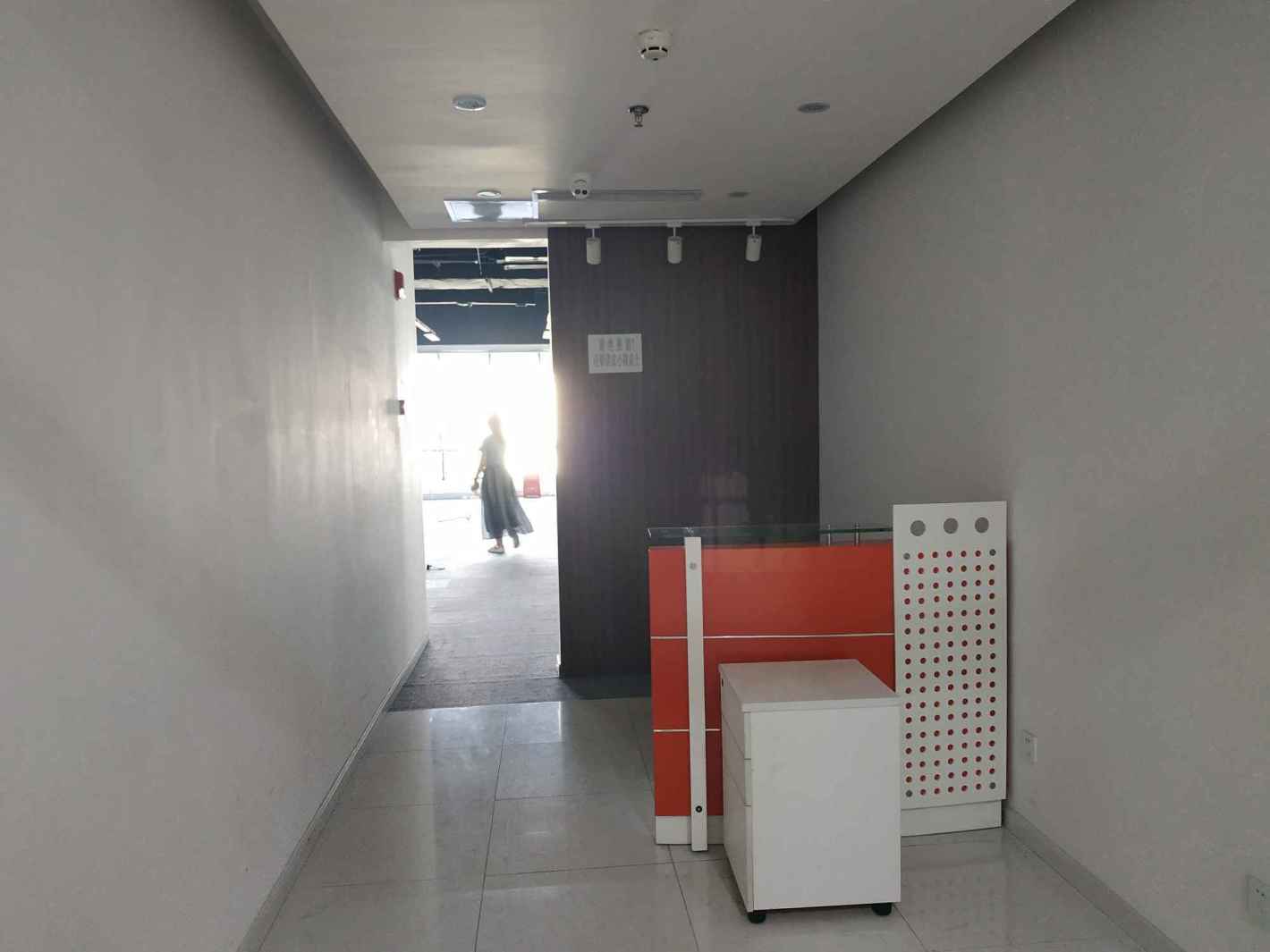 诚达创意产业园500平米办公室出租_4.00元/m²/天