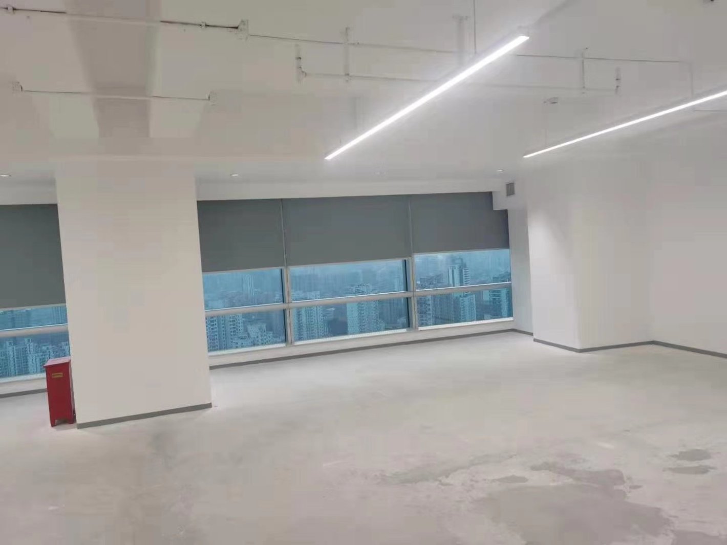 中港汇黄浦211平米办公室出租_4.80元/m²/天